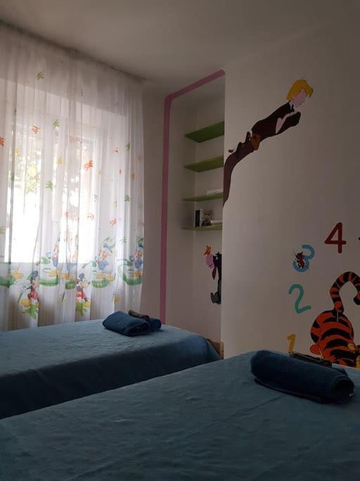 Casa Ellie - Casa Vacanze Con Giardino E Posto Auto Privati Grado Ngoại thất bức ảnh