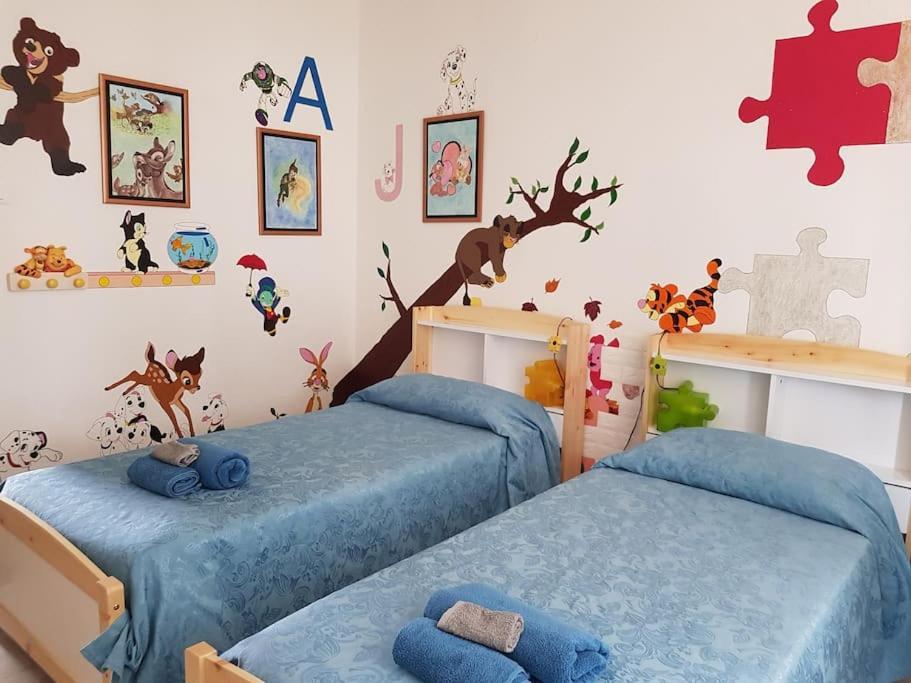 Casa Ellie - Casa Vacanze Con Giardino E Posto Auto Privati Grado Ngoại thất bức ảnh
